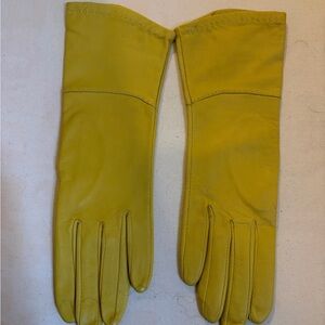 Elegant Yellow/ Mustard Leather Gloves